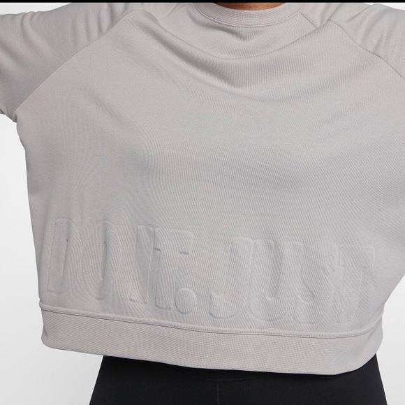 💕Nike Versa Training Crop Sweatshirt, NWT Sz 3x - Picture 5 of 7